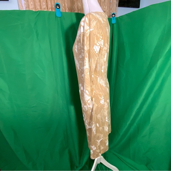 J McLaughlin Sage Dress Women M Beige White Ruched Side 3/4 Sleeve Sheath Dress - Picture 4 of 5